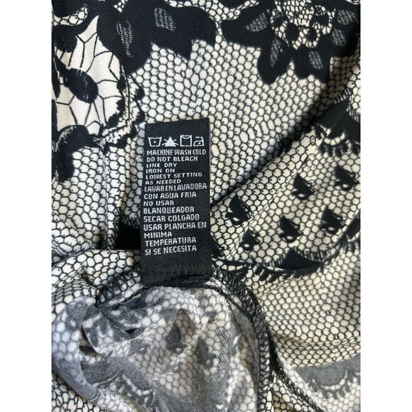 NWT Perceptions New York Blouse Sz 8 Ruffles Chantilly Lace Pattern Black/white - Picture 5 of 7